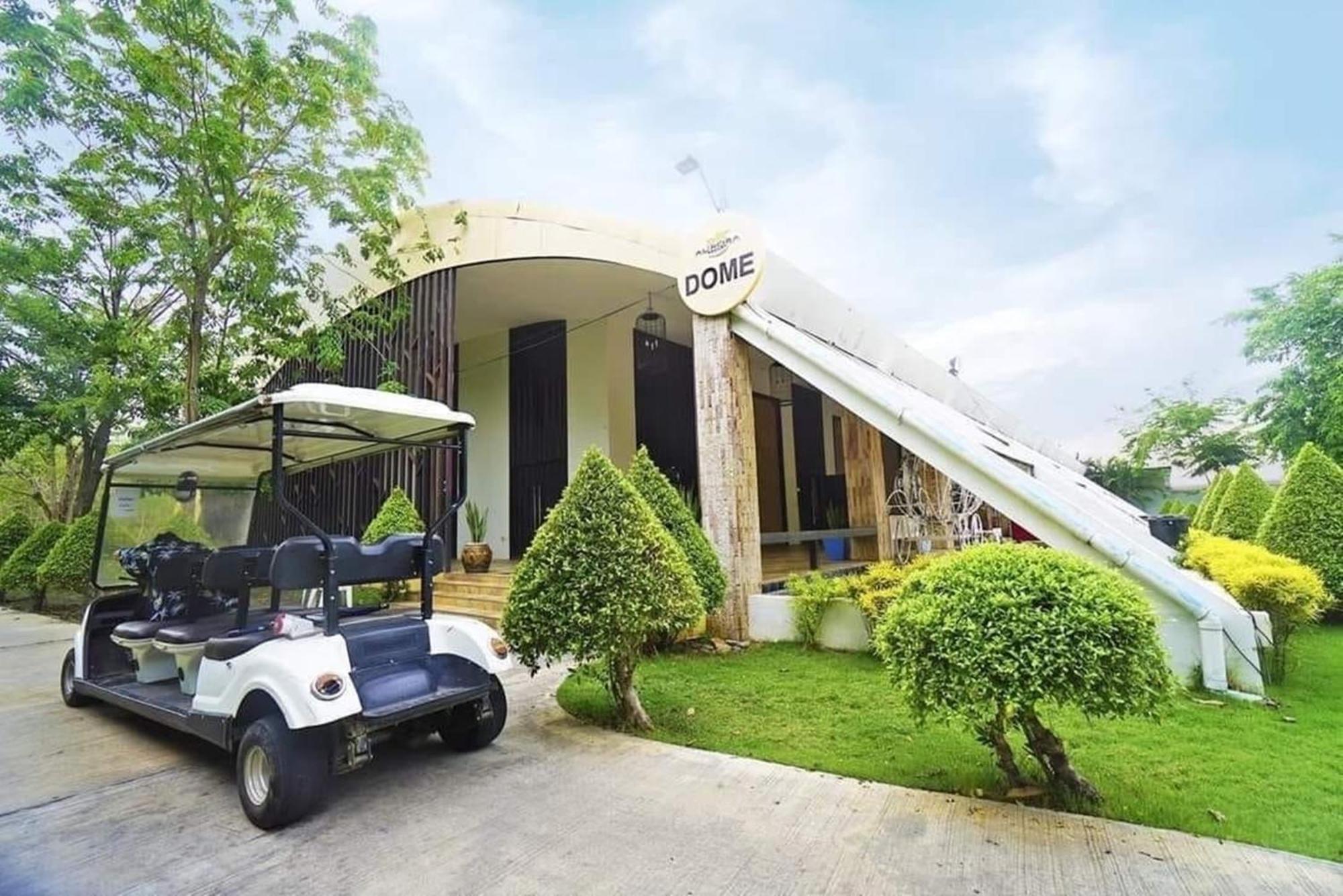 Aurora Resort Kanchanaburi Extérieur photo