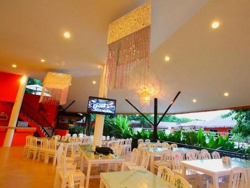 Aurora Resort Kanchanaburi Extérieur photo