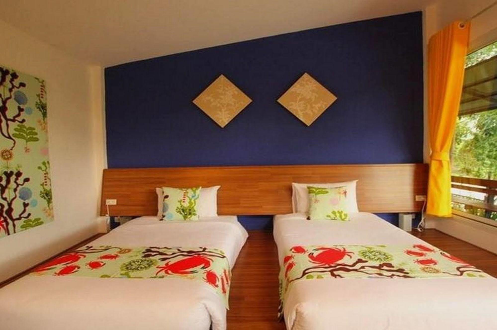 Aurora Resort Kanchanaburi Extérieur photo